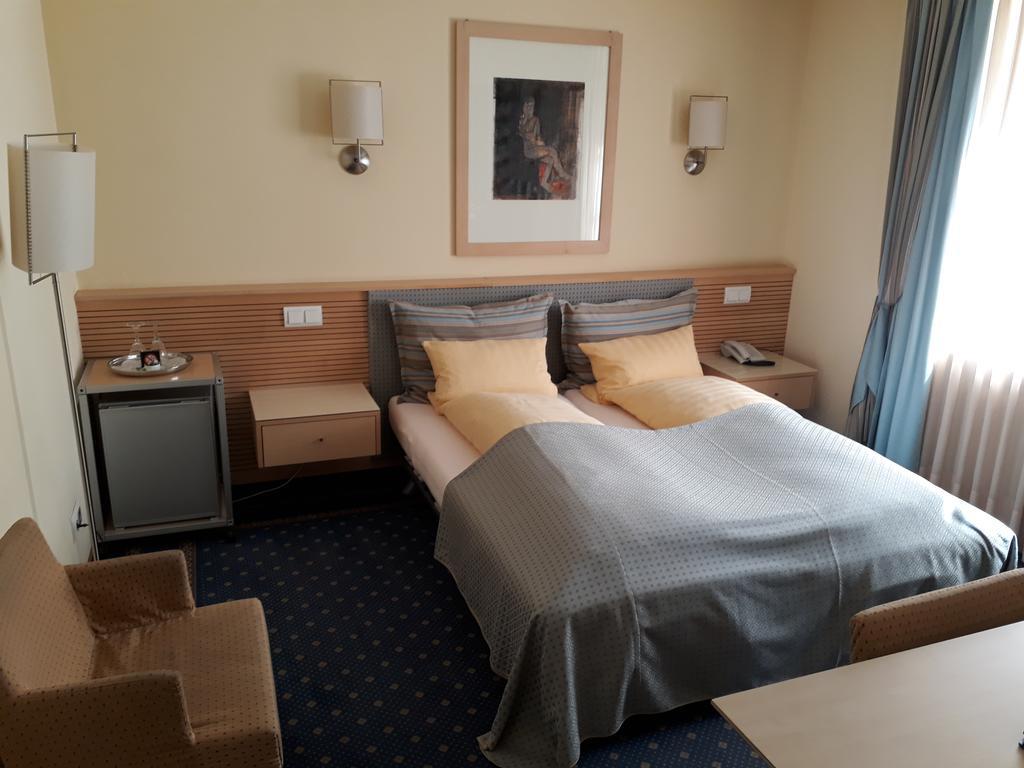 City Hotel Schopfheim Eksteriør bilde